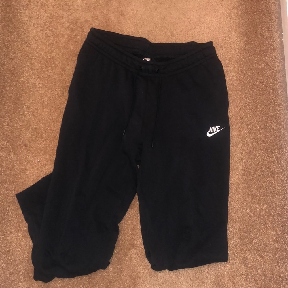 black nike sweatpants